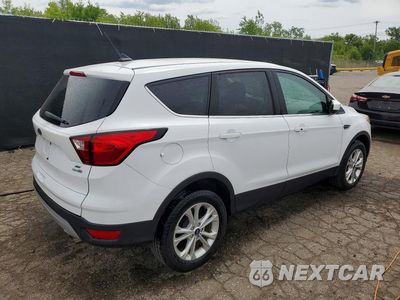 Trzecie zdjęcie samochodu z tyłu: 2019 FORD ESCAPE VIN:1FMCU9GD7KUA99275 - miniatura