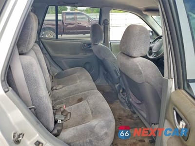 Zdjęcie 10 z 12 samochodu: 2004 HYUNDAI SANTA FE GLS VIN:KM8SC13D34U658992 - miniatura