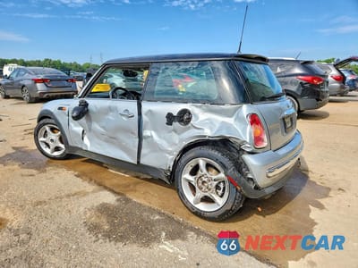 Drugie zdjęcie samochodu z przodu: 2004 MINI COOPER VIN:WMWRC33454TC53043 - miniatura