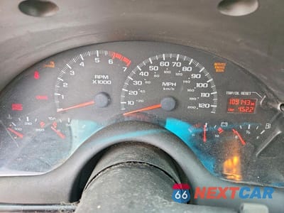 Zdjęcie 9 z 12 samochodu: 2002 CHEVROLET CAMARO VIN:2G1FP22K522135839 - miniatura