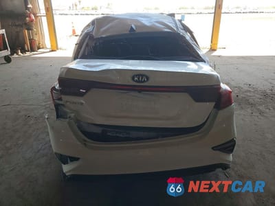 Zdjęcie 6 z 12 samochodu: 2021 KIA FORTE LXS VIN:3KPF24AD4ME296599 - miniatura
