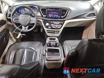 Zdjęcie 8 z 13 samochodu: 2022 CHRYSLER PACIFICA TOURING L VIN:2C4RC1BG4NR116734 - miniatura