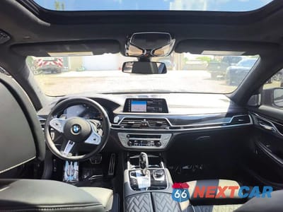 Zdjęcie 9 z 15 samochodu: 2022 BMW 750 XI VIN:WBA7U2C07NCG99224 - miniatura