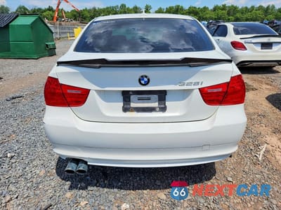 Zdjęcie 6 z 12 samochodu: 2011 BMW 328 VIN:WBAPK5G5XBNN27117 - miniatura