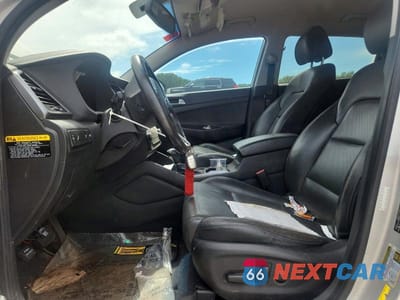Zdjęcie 7 z 12 samochodu: 2016 HYUNDAI TUCSON LIMITED VIN:KM8J33A25GU040232 - miniatura