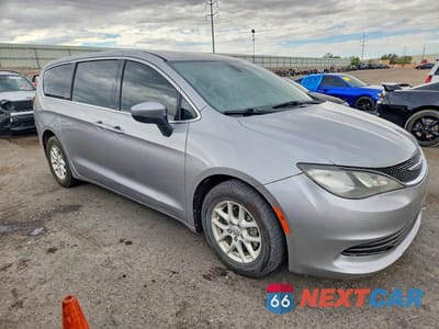 Czwarte zdjęcie samochodu z boku: 2017 CHRYSLER PACIFICA LX VIN:2C4RC1CG0HR597939 - miniatura