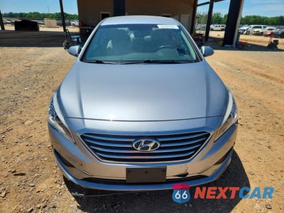 Piąte zdjęcie samochodu w środku: 2016 HYUNDAI SONATA SE VIN:5NPE24AF2GH383656 - miniatura