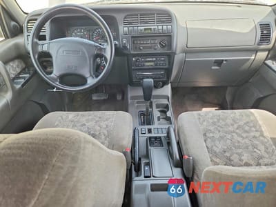 Zdjęcie 8 z 13 samochodu: 2000 ISUZU TROOPER S VIN:JACDS58X4Y7J10416 - miniatura