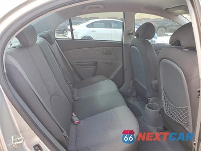 Zdjęcie 10 z 13 samochodu: 2010 KIA RIO BASE VIN:KNADH4A39A6629665 - miniatura