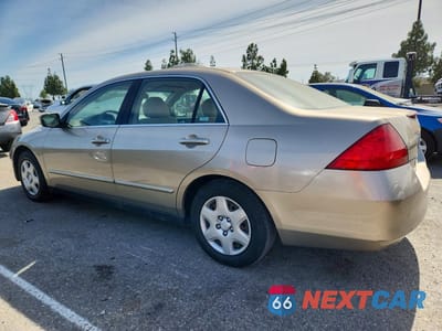 Drugie zdjęcie samochodu z przodu: 2006 HONDA ACCORD LX VIN:JHMCM56436C000475 - miniatura