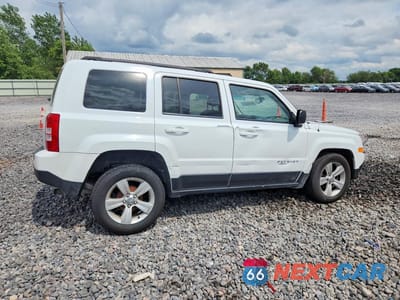 Trzecie zdjęcie samochodu z tyłu: 2015 JEEP PATRIOT SPORT VIN:1C4NJPBB6FD236342 - miniatura