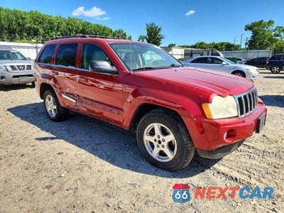 Czwarte zdjęcie samochodu z boku: 2005 JEEP GRAND CHEROKEE LIMITED VIN:1J4HR58295C651901 - miniatura