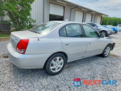 Trzecie zdjęcie samochodu z tyłu: 2004 HYUNDAI ELANTRA GLS VIN:KMHDN46D94U863894 - miniatura