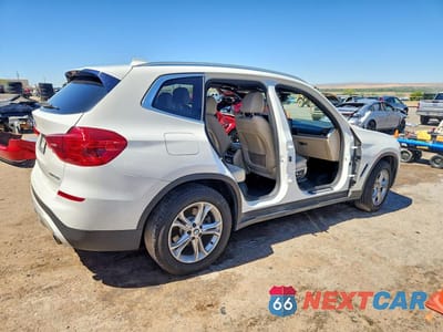 Trzecie zdjęcie samochodu z tyłu: 2019 BMW X3 SDRIVE30I VIN:5UXTR7C57KLR45630 - miniatura
