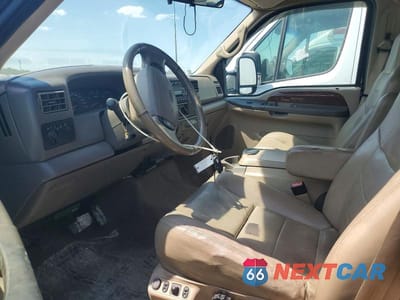 Zdjęcie 7 z 14 samochodu: 2002 FORD F350 SUPER DUTY VIN:1FTWW33F82EB43469 - miniatura