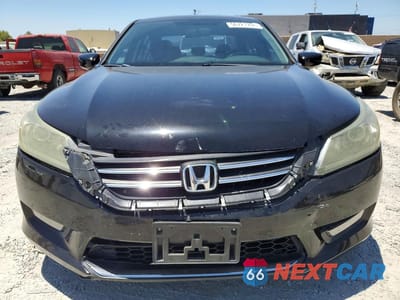 Piąte zdjęcie samochodu w środku: 2014 HONDA ACCORD SPORT VIN:1HGCR2E5XEA261447 - miniatura