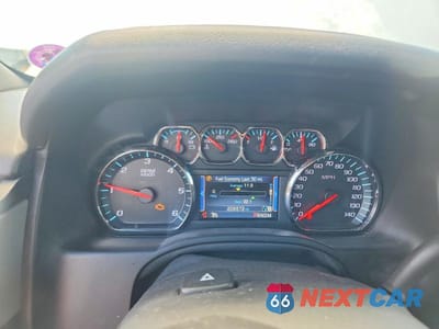 Zdjęcie 9 z 13 samochodu: 2015 CHEVROLET SUBURBAN K1500 LT VIN:1GNSKJKC8FR123430 - miniatura