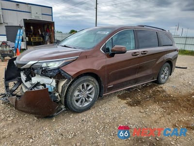 2021 TOYOTA SIENNA LE 5TDKRKEC7MS023033 - główne zdjęcie licytacji z USA - miniatura