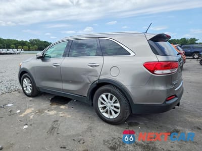 Drugie zdjęcie samochodu z przodu: 2018 KIA SORENTO LX V6 VIN:5XYPG4A53JG404644 - miniatura