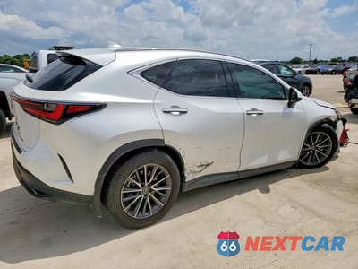 Trzecie zdjęcie samochodu z tyłu: 2025 LEXUS NX 250 PREMIUM VIN:JTJGDCAZ2S5024420 - miniatura
