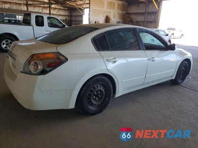 Trzecie zdjęcie samochodu z tyłu: 2012 NISSAN ALTIMA 2.5 VIN:1N4AL2AP4CN489714 - miniatura