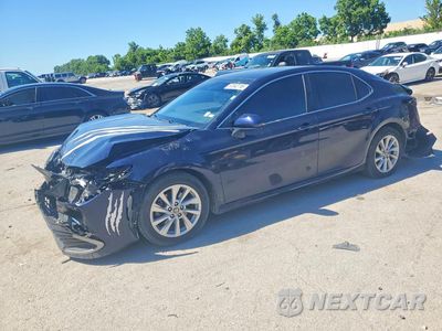 2022 TOYOTA CAMRY LE 4T1C11AK6NU636319 - główne zdjęcie licytacji z USA - miniatura
