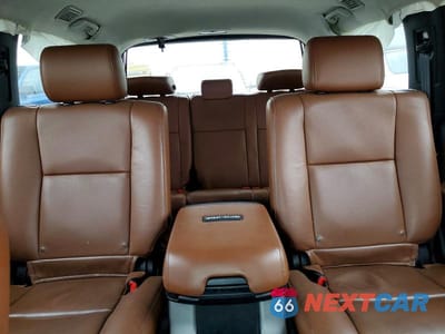 Zdjęcie 10 z 13 samochodu: 2016 TOYOTA SEQUOIA PLATINUM VIN:5TDDW5G13GS145682 - miniatura