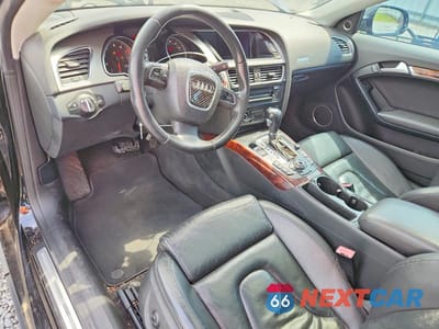 Zdjęcie 8 z 12 samochodu: 2011 AUDI A5 PREMIUM PLUS VIN:WAULFAFR9BA028610 - miniatura
