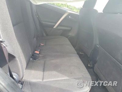 Zdjęcie 11 z 13 samochodu: 2018 TOYOTA RAV4 XLE VIN:JTMRFREV6JD238170 - miniatura