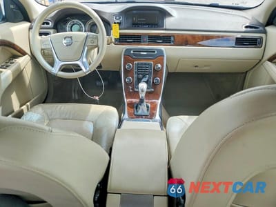 Zdjęcie 8 z 12 samochodu: 2013 VOLVO S80 3.2 VIN:YV1952AS4D1167122 - miniatura