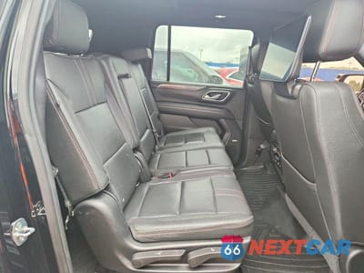 Zdjęcie 11 z 13 samochodu: 2021 CHEVROLET SUBURBAN C1500 RST VIN:1GNSCEKD4MR458971 - miniatura
