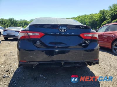 Zdjęcie 6 z 12 samochodu: 2018 TOYOTA CAMRY SE VIN:4T1B11HK9JU073181 - miniatura