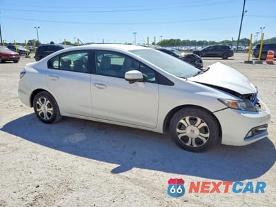 Czwarte zdjęcie samochodu z boku: 2015 HONDA CIVIC HYBRID VIN:19XFB4F20FE002433 - miniatura