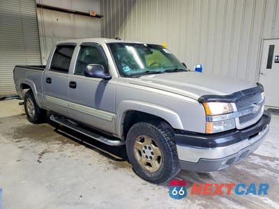 Czwarte zdjęcie samochodu z boku: 2004 CHEVROLET SILVERADO K1500 VIN:2GCEK13T141420291 - miniatura
