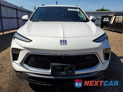 Piąte zdjęcie samochodu w środku: 2025 BUICK ENCORE GX SPORT TOURING VIN:KL4AMDSL4SB025086 - miniatura