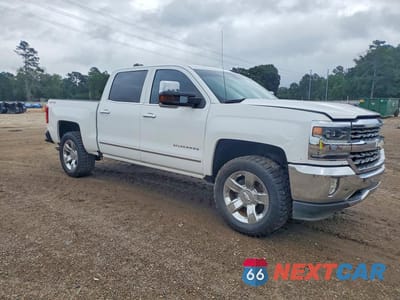 Czwarte zdjęcie samochodu z boku: 2017 CHEVROLET SILVERADO K1500 LTZ VIN:3GCUKSEJ4HG433532 - miniatura