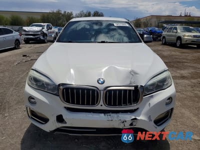 Piąte zdjęcie samochodu w środku: 2019 BMW X6 SDRIVE35I VIN:5UXKU0C53K0H98843 - miniatura