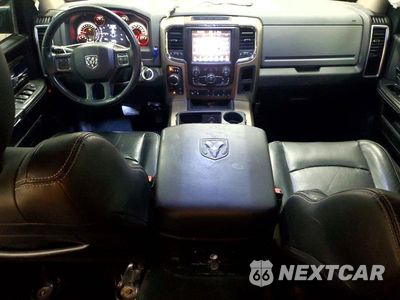 Zdjęcie 8 z 12 samochodu: 2015 RAM 1500 SLT VIN:3C6RR7LT6FG597937 - miniatura