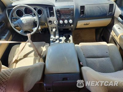 Zdjęcie 8 z 12 samochodu: 2010 TOYOTA TUNDRA DOUBLE CAB SR5 VIN:5TFRM5F18AX003181 - miniatura