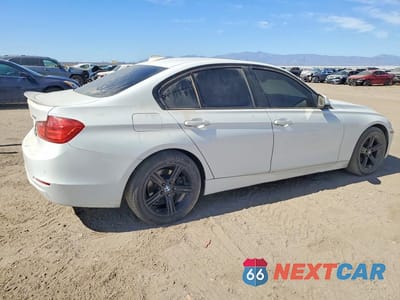 Trzecie zdjęcie samochodu z tyłu: 2015 BMW 328 I SULEV VIN:WBA3C1C56FK119232 - miniatura