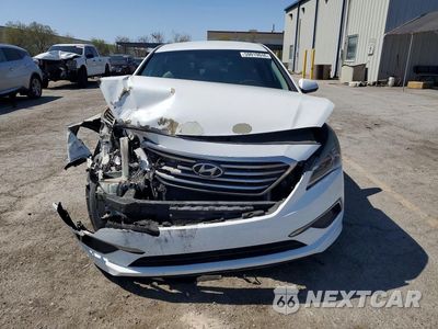 Piąte zdjęcie samochodu w środku: 2017 HYUNDAI SONATA SE VIN:5NPE24AF4HH507735 - miniatura