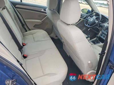 Zdjęcie 10 z 12 samochodu: 2016 VOLKSWAGEN GOLF SPORTWAGEN S VIN:3VWA17AU8GM509463 - miniatura