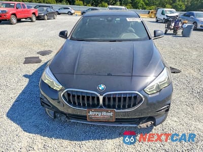 Piąte zdjęcie samochodu w środku: 2024 BMW 228I VIN:WBA53AK01R7R12248 - miniatura