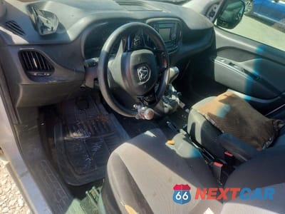 Zdjęcie 8 z 13 samochodu: 2018 RAM PROMASTER CITY VIN:ZFBERFAB1J6K15533 - miniatura