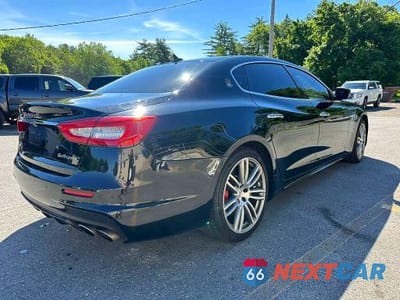 Trzecie zdjęcie samochodu z tyłu: 2018 MASERATI QUATTROPORTE S VIN:ZAM56YRS3J1285288 - miniatura