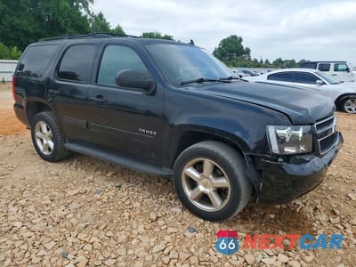 Czwarte zdjęcie samochodu z boku: 2014 CHEVROLET TAHOE K1500 LT VIN:1GNSKBE03ER153151 - miniatura