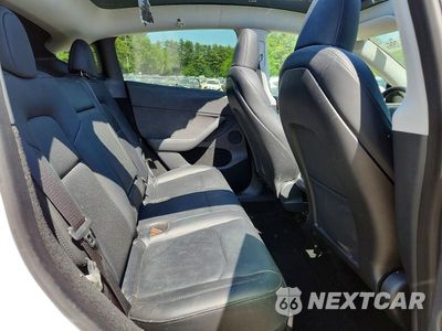 Zdjęcie 10 z 12 samochodu: 2023 TESLA MODEL Y VIN:7SAYGDEE8PA076510 - miniatura