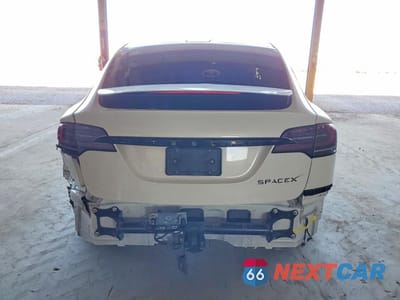 Zdjęcie 6 z 14 samochodu: 2023 TESLA MODEL X VIN:7SAXCBE51PF385766 - miniatura