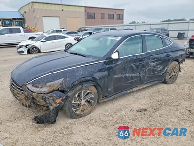 2023 HYUNDAI SONATA HYBRID BLUE KMHL24JJ3PA058027 - główne zdjęcie licytacji z USA - miniatura
