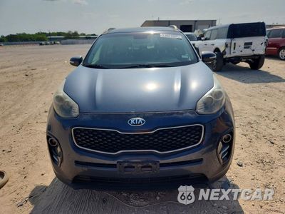 Piąte zdjęcie samochodu w środku: 2017 KIA SPORTAGE EX VIN:KNDPN3AC4H7226720 - miniatura